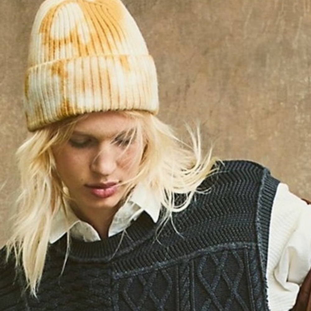 Free People Partly Cloudy Beanie Gray Tie Dye White